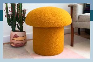 Bangku berbentuk jamur mustard Boucle